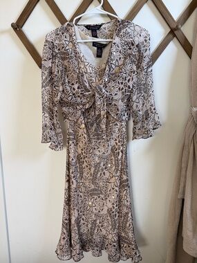 Robbie Bee Beige Floral Long Sleeve Tie-Front Midi Dress
